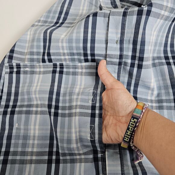 Eddie Bauer Mens Button down Short Sleeve Shirt Sz XLarge Classic Blue and White - Picture 4 of 9